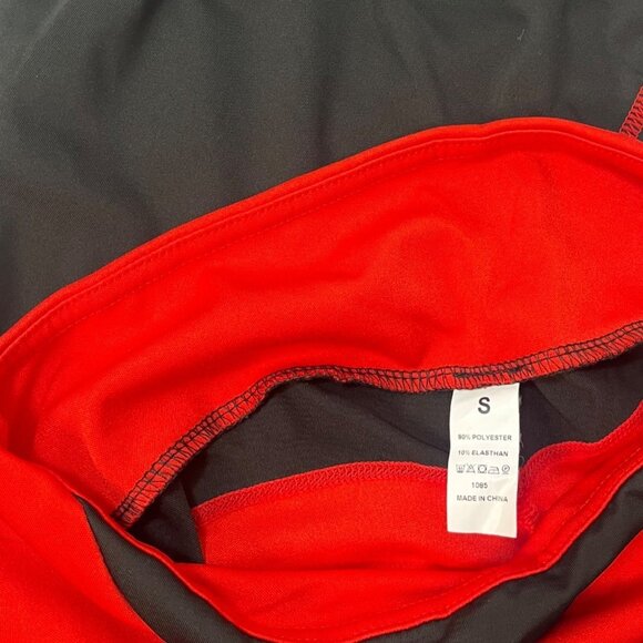 2 Pairs of Black Red Heart Shaped Butt Colorblock Athletic Leggings Size Small - Picture 6 of 6